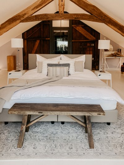 Homestyling, Interior, Country Concept, Luxemburg, Bett, clean, Dekoration, Interior Design, Schlafzimmer, weiss, beige